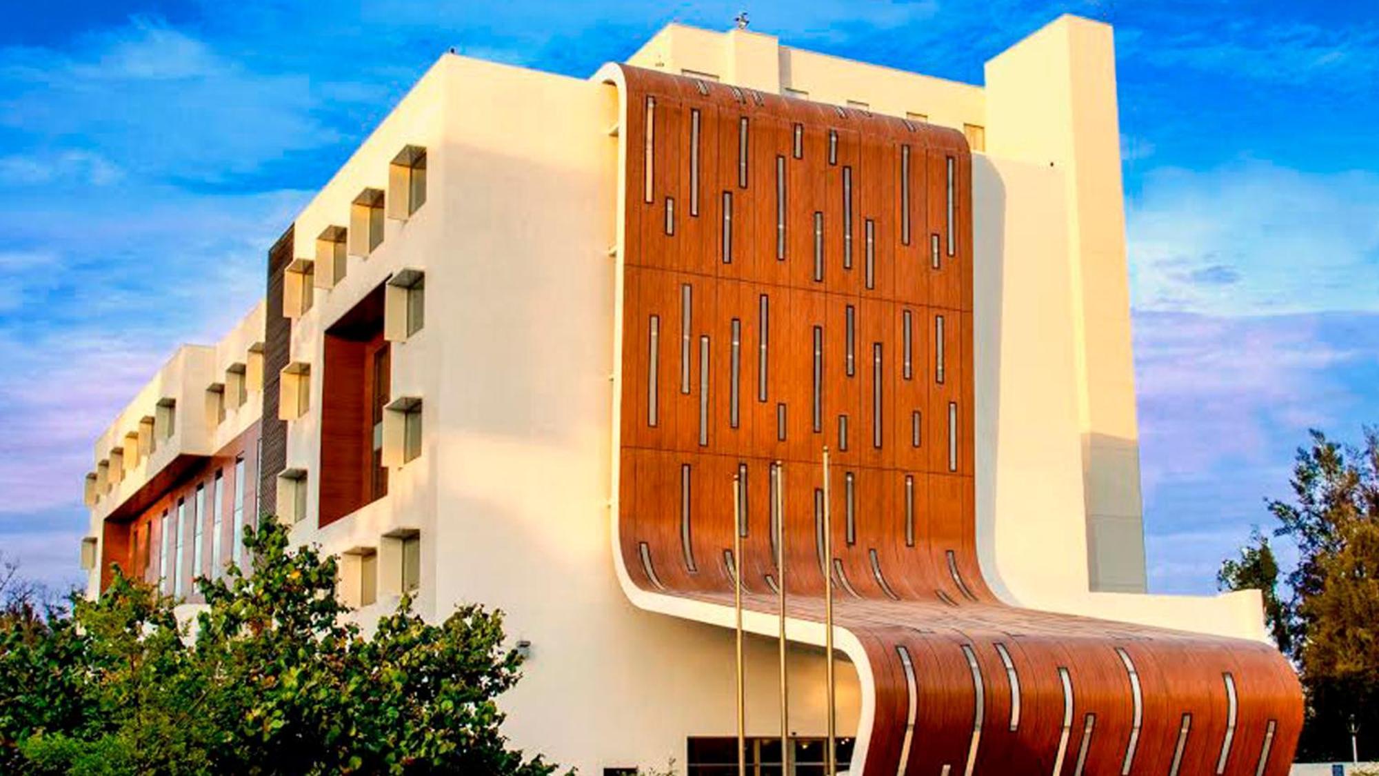 Holiday Inn Guadalajara Patria-Universidad By Ihg Zapopan Exteriör bild