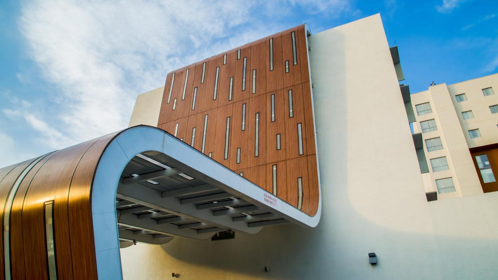 Holiday Inn Guadalajara Patria-Universidad By Ihg Zapopan Exteriör bild