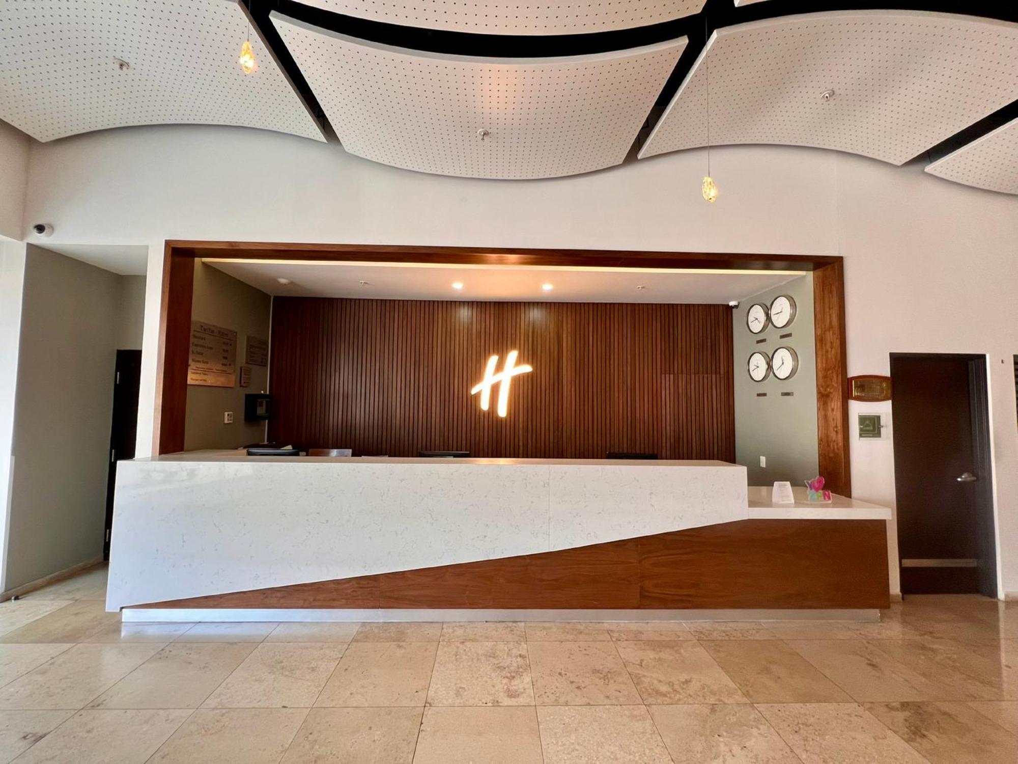 Holiday Inn Guadalajara Patria-Universidad By Ihg Zapopan Exteriör bild